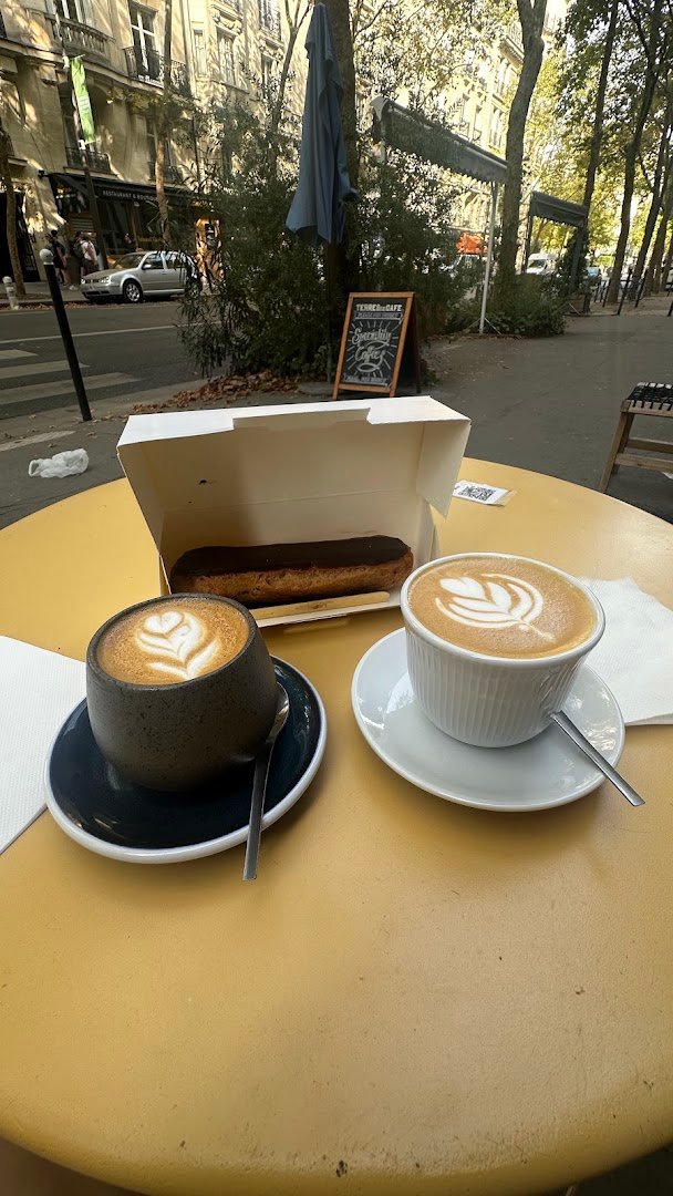 Terres de Café specialty coffee shop in Paris - photo 7