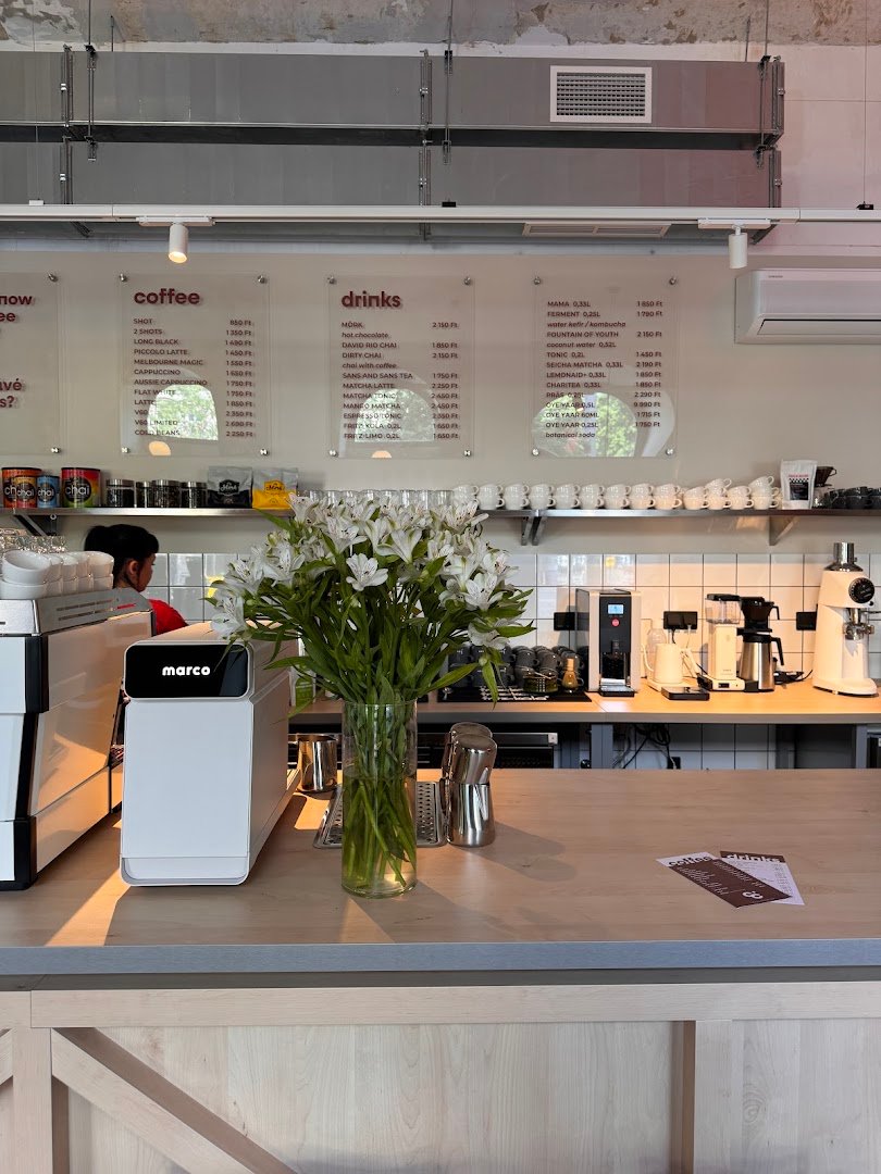 Coffee Capital specialty coffee shop in Budapest - photo 8