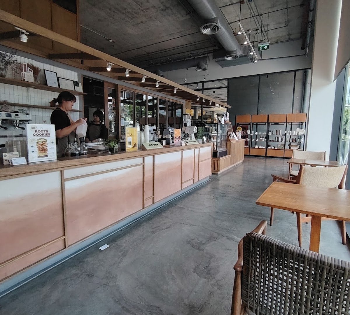 Roots at La Salle รูท แอท ลาซาล specialty coffee shop in Bangkok - photo 7