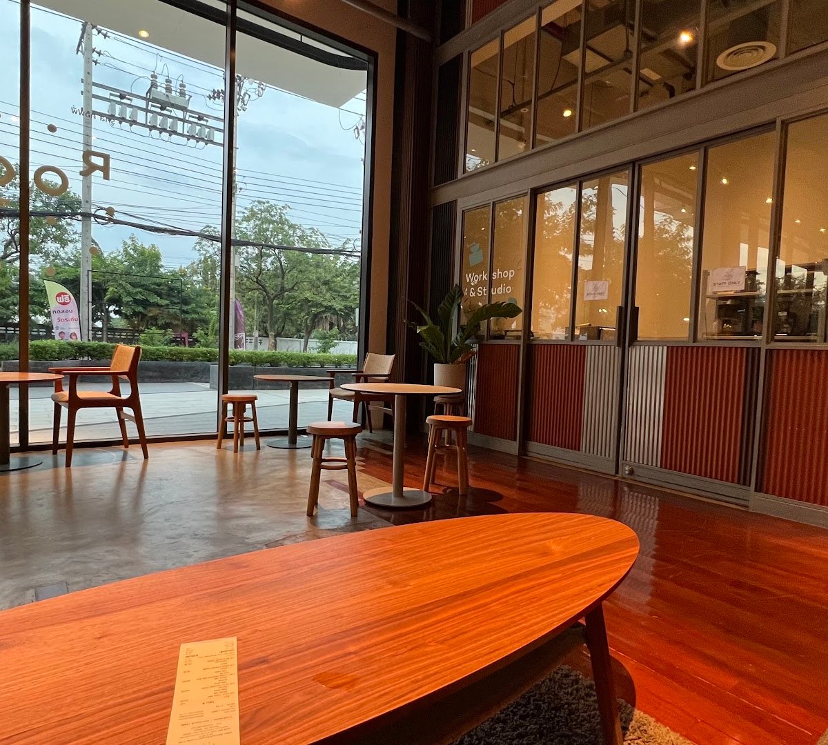 Roots at La Salle รูท แอท ลาซาล specialty coffee shop in Bangkok - photo 10