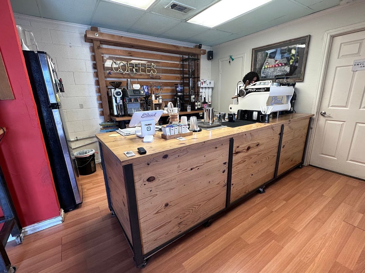 Eiland Coffee Roasters specialty coffee shop in Dallas - photo 3