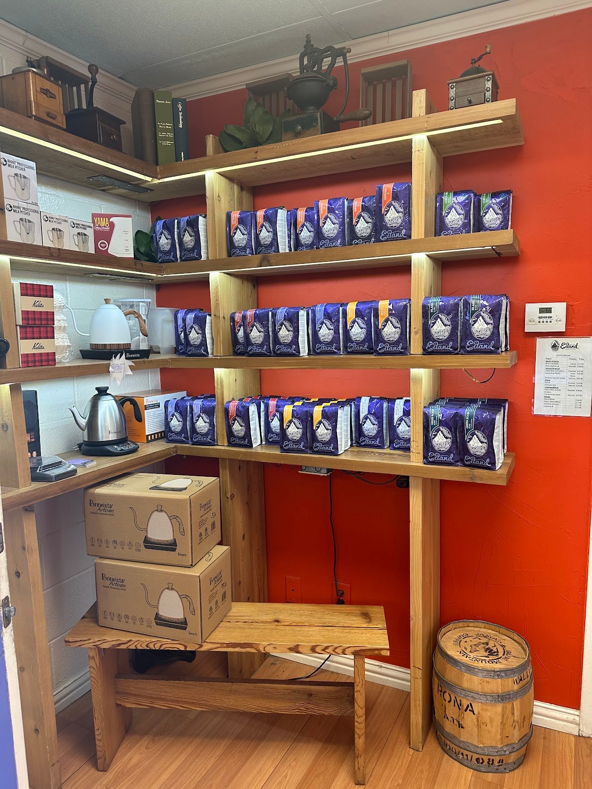 Eiland Coffee Roasters specialty coffee shop in Dallas - photo 4