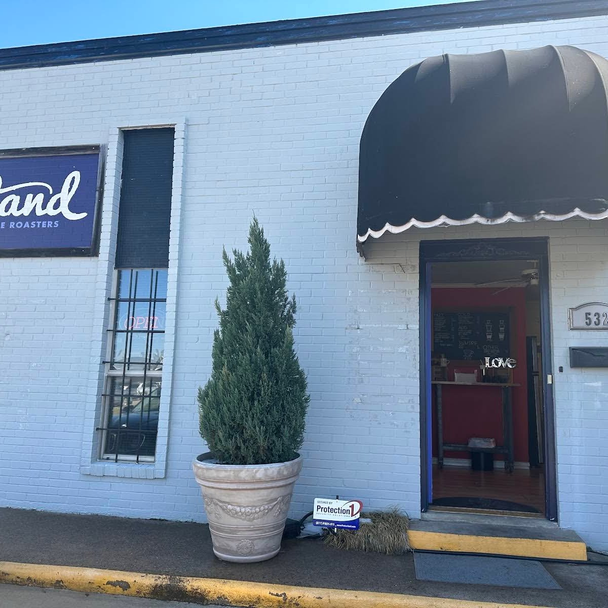 Eiland Coffee Roasters specialty coffee shop in Dallas - photo 7