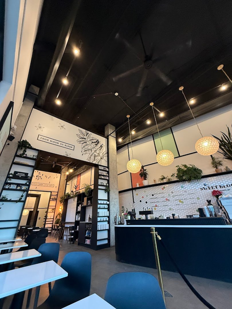 Sweet Bloom Coffee specialty coffee shop in Denver - photo 5