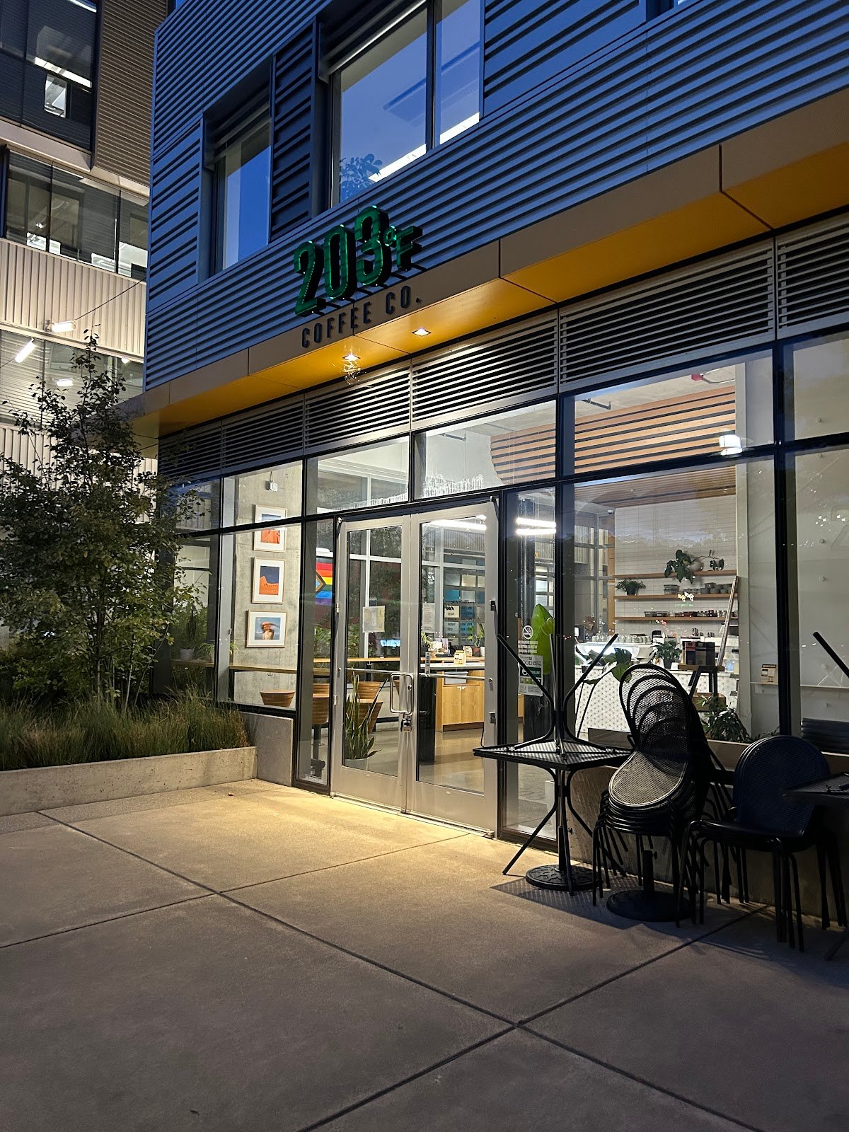 203° Fahrenheit Coffee Company specialty coffee shop in Seattle - photo 5