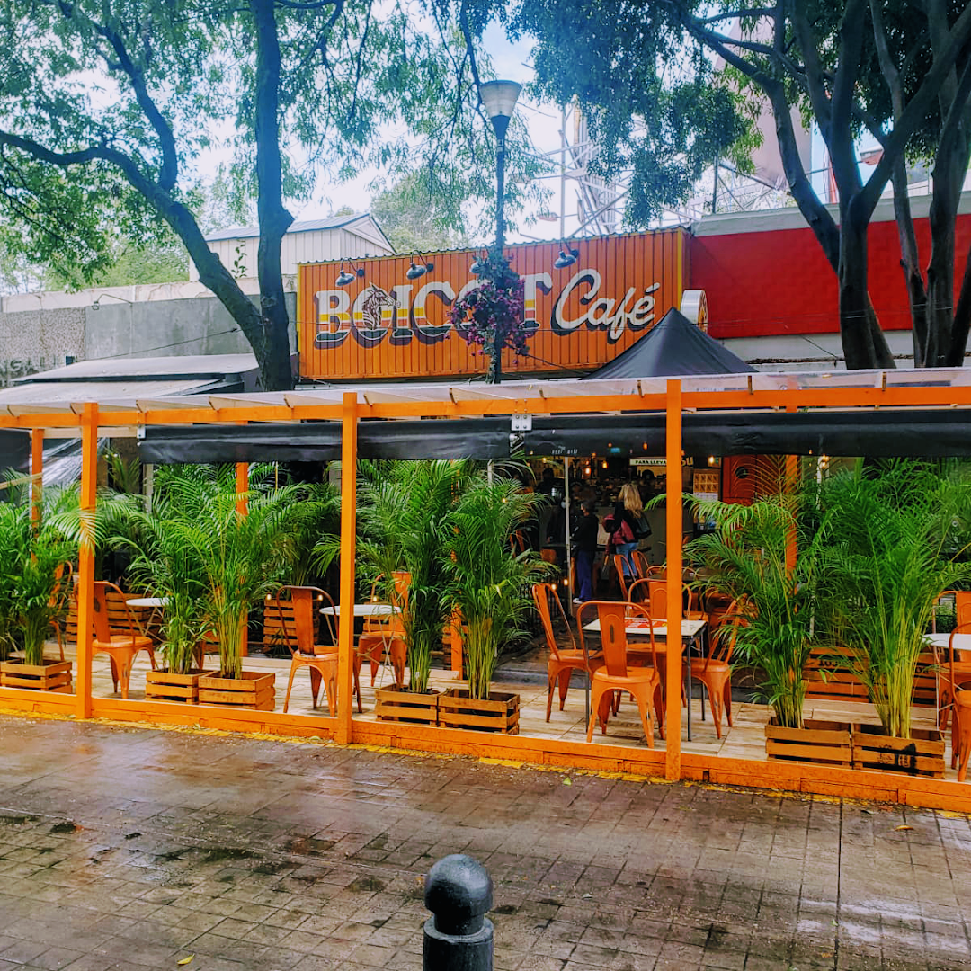 Storefront of Boicot Café Polanco, specialty coffee shop in Mexico City