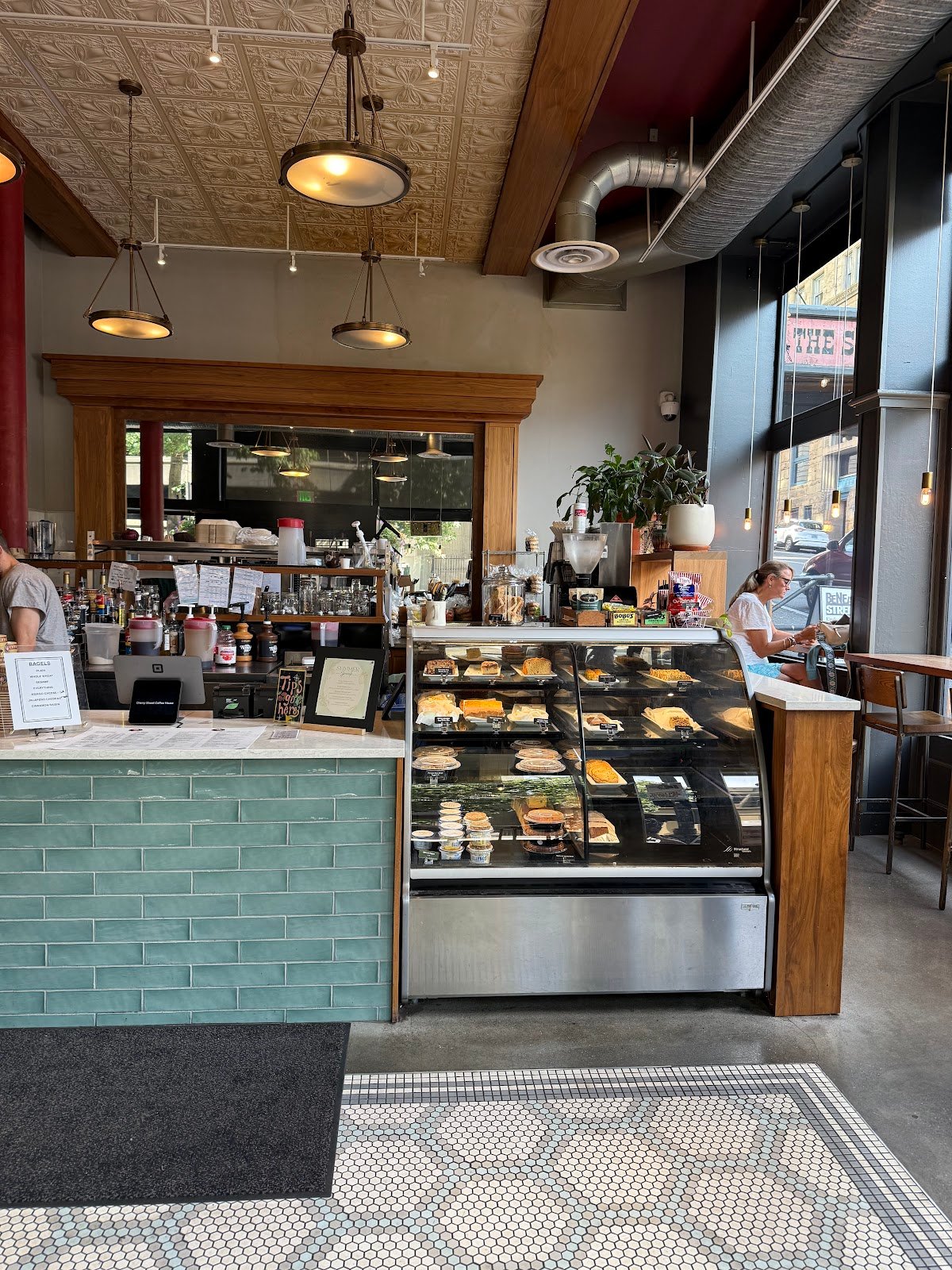 Cherry Street Coffee House specialty coffee shop in Seattle - photo 4