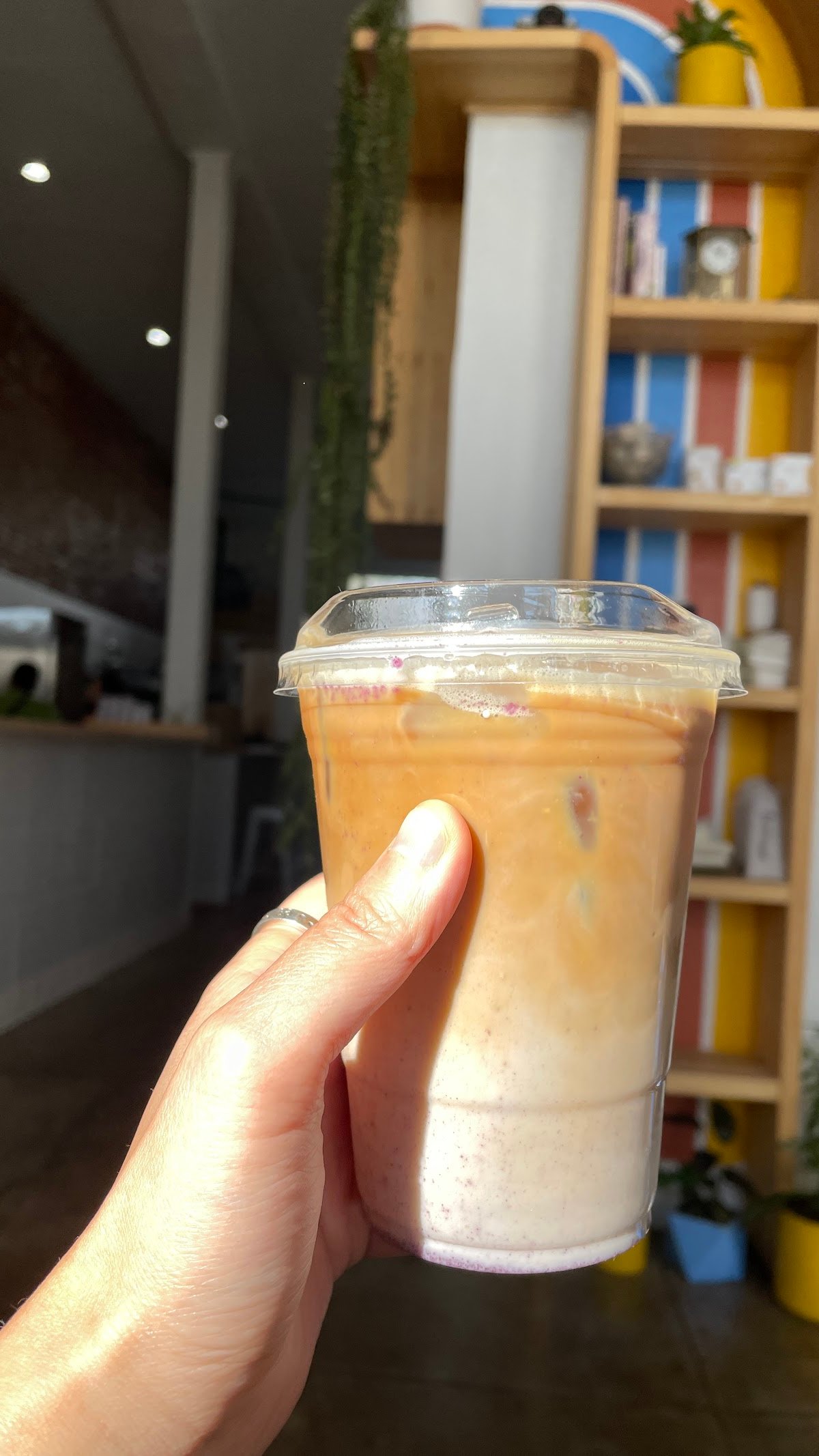 Obet & Del's Coffee specialty coffee shop in Los Angeles - photo 13