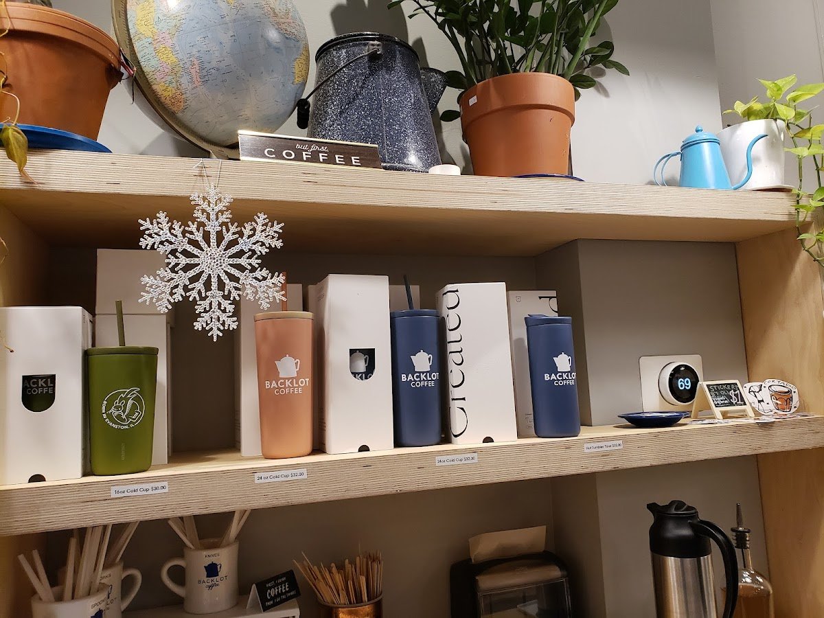 Backlot Coffee specialty coffee shop in Chicago - photo 7