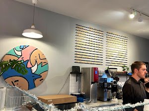 Backlot Coffee specialty coffee shop in Chicago - photo 9