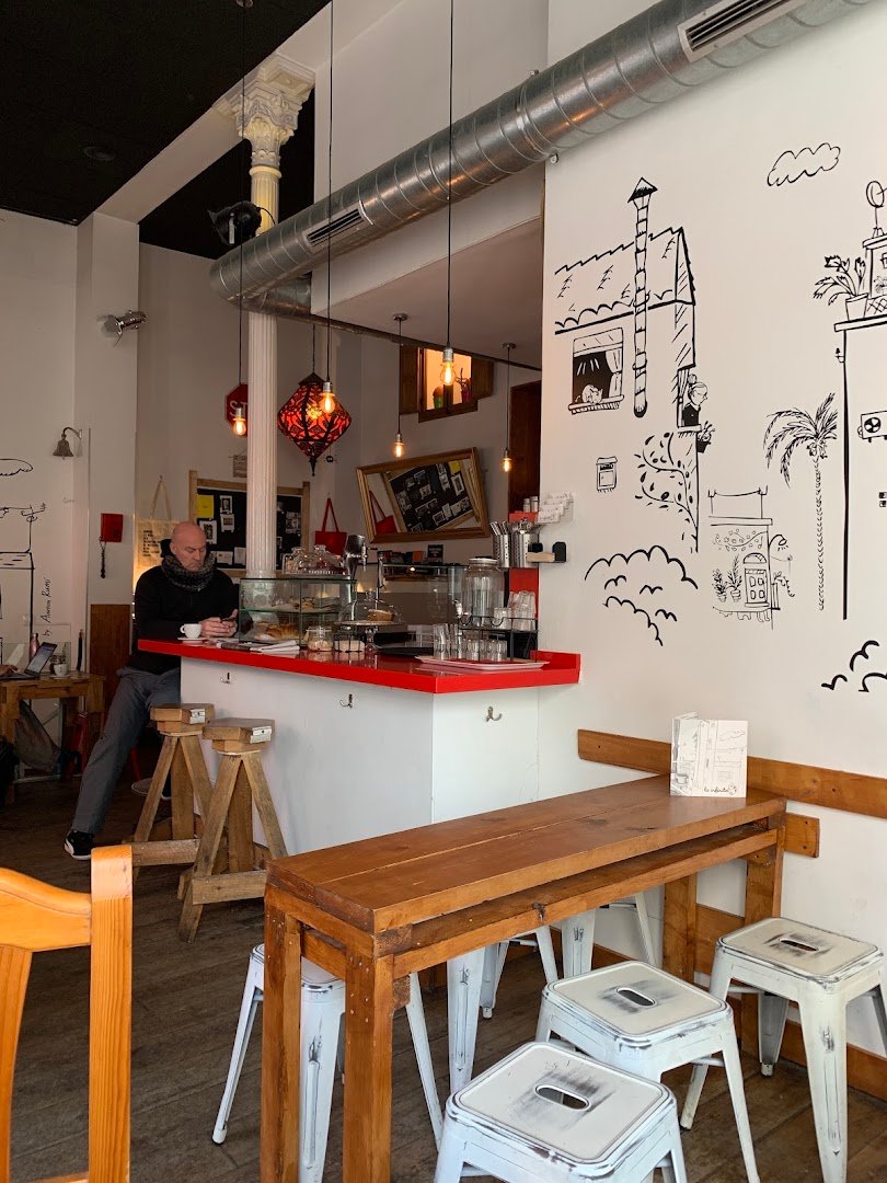 Nomade Cafe specialty coffee shop in Madrid - photo 8