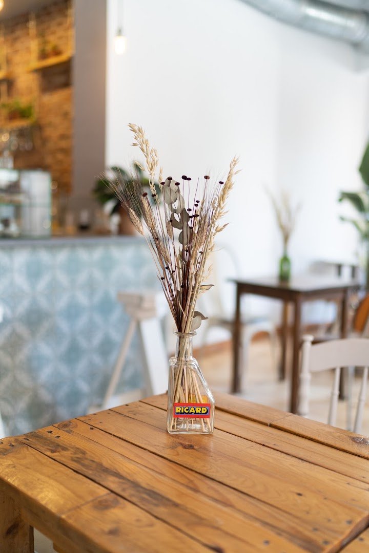Nomade Cafe specialty coffee shop in Madrid - photo 9
