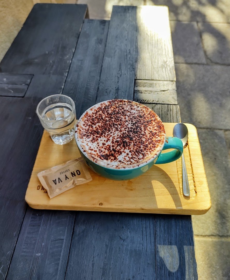 ONYVA COFFEE SARRIA | Café de Especialidad | Coffee Roaster propio specialty coffee shop in Barcelona - photo 5