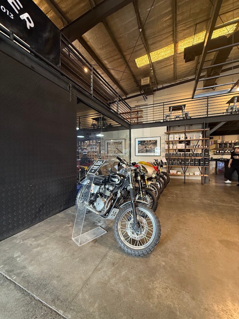 Cafe Rider Custom specialty coffee shop in Dubai - photo 8