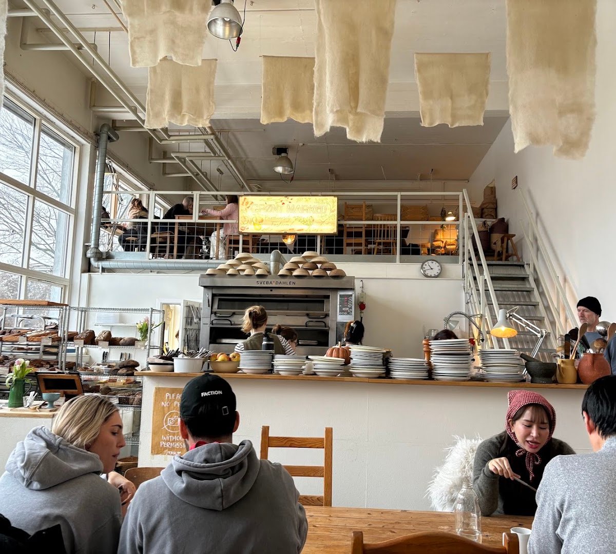 Lille Bakery specialty coffee shop in Copenhagen - photo 3