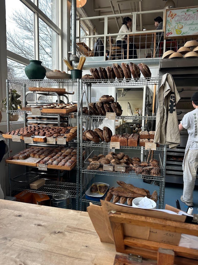 Lille Bakery specialty coffee shop in Copenhagen - photo 5
