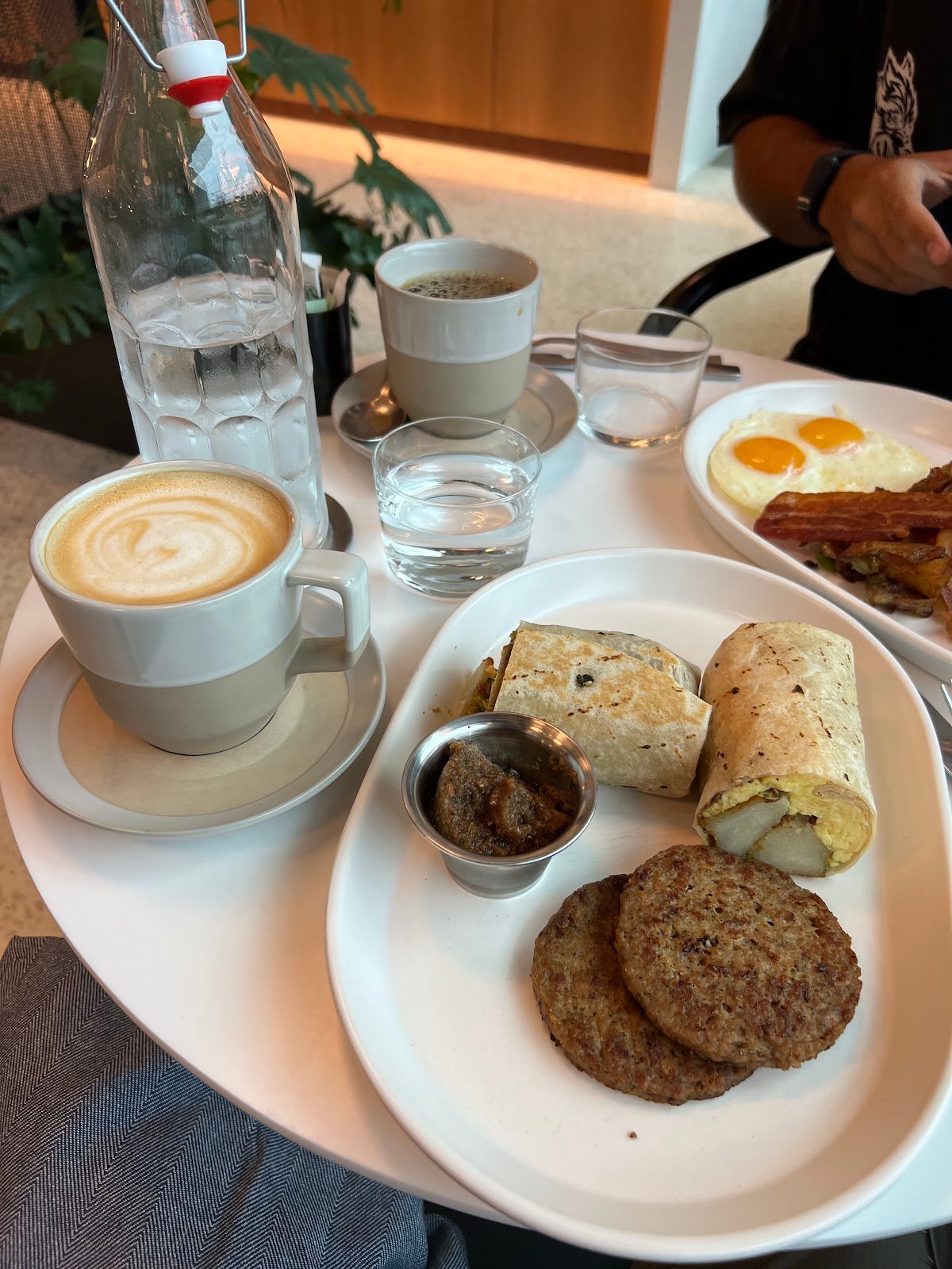 8th & Roast specialty coffee shop in Nashville - photo 6