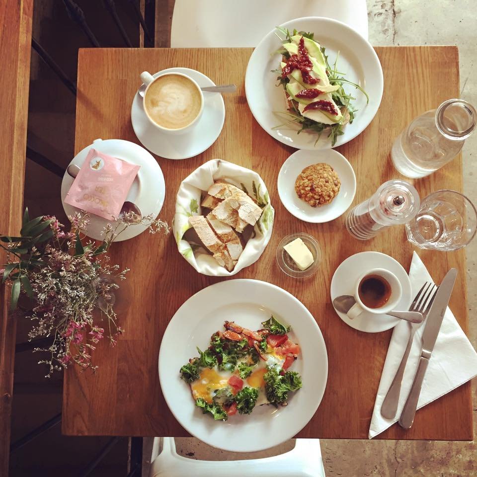 Coffee at Roślina Cafe, specialty coffee shop in Warsaw