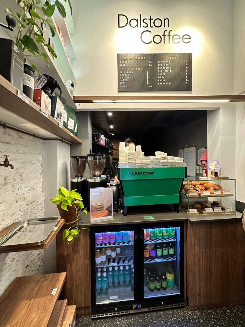Dalston Coffee Barcelona - Cafè d'especialitat - Coffee Roasters specialty coffee shop in Barcelona - photo 13