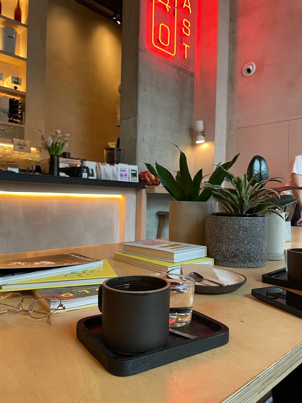 640East (Wood Wharf) specialty coffee shop in London - photo 4