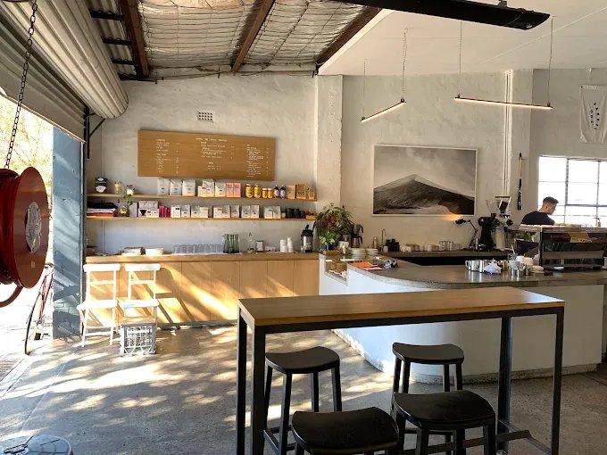 Barrel One Coffee Roasters Brookvale specialty coffee shop in Sydney - photo 4