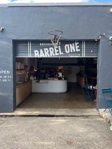 Barrel One Coffee Roasters Brookvale specialty coffee shop in Sydney - photo 5