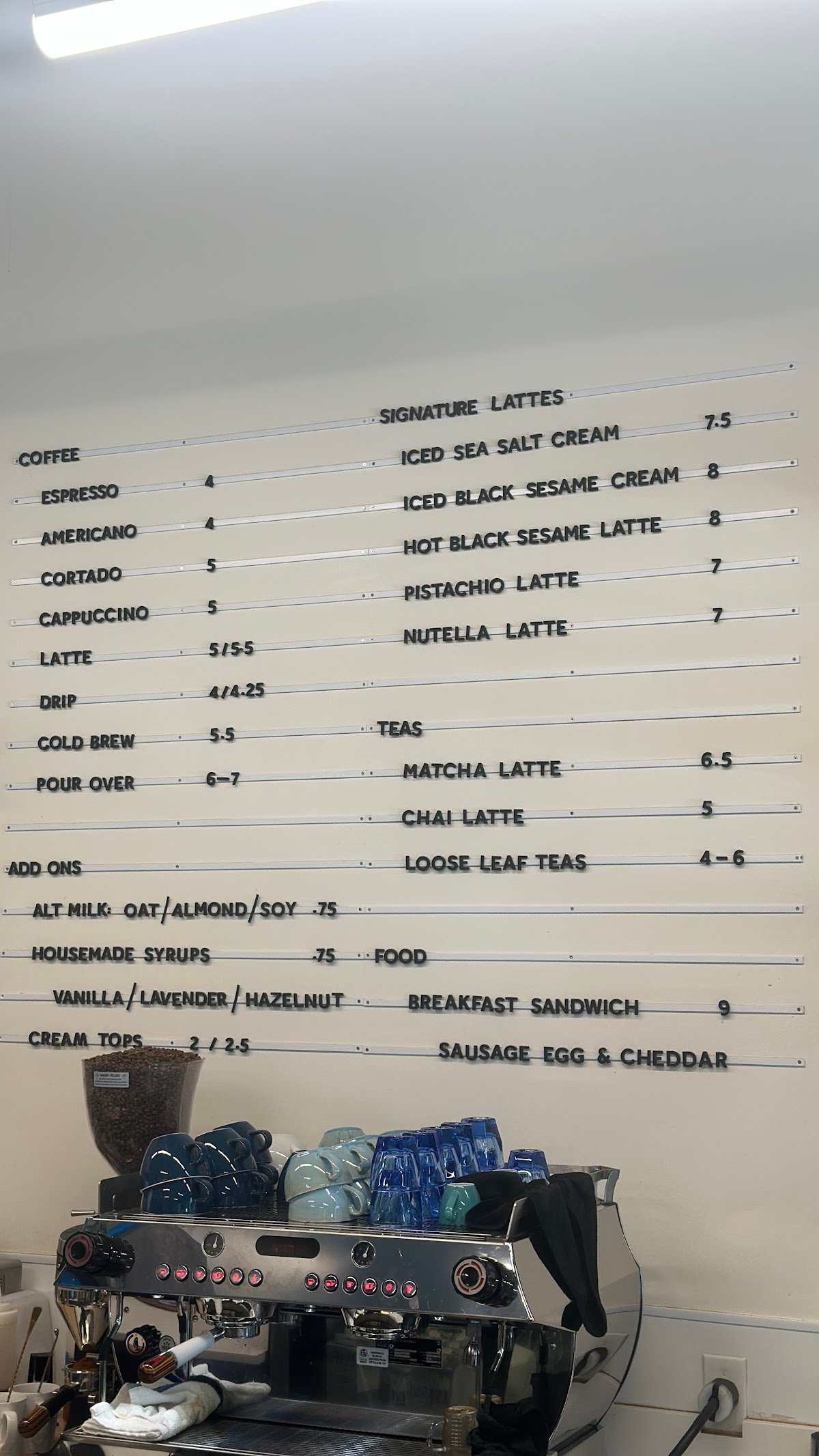 Abba Coffee Roasters specialty coffee shop in Portland - photo 8