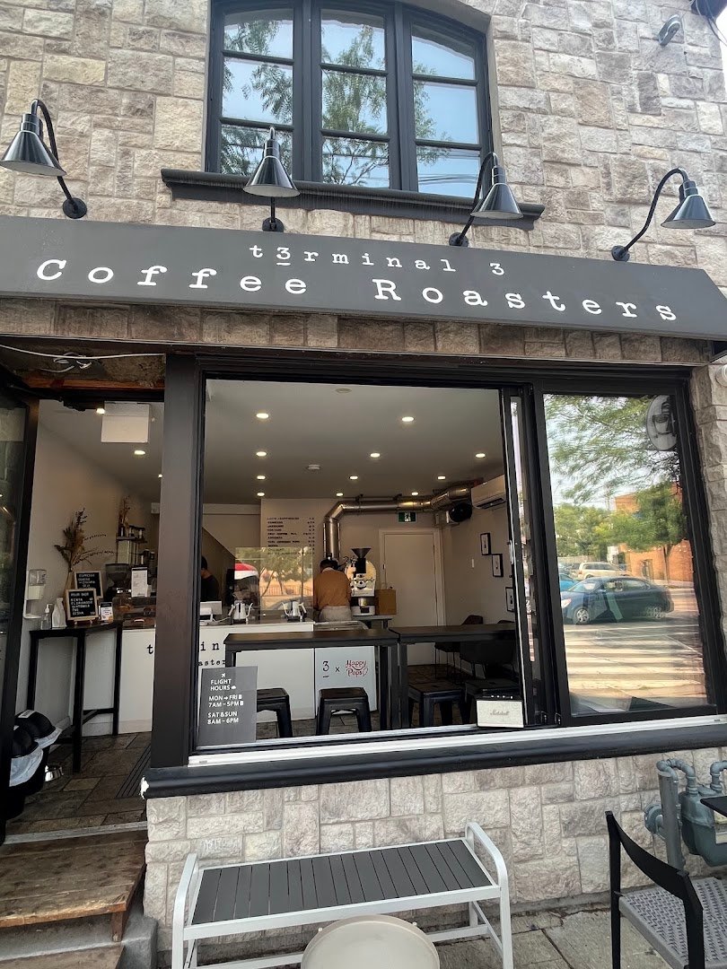 Storefront of Terminal 3 Coffee Roasters - Lake Shore, specialty coffee shop in Toronto