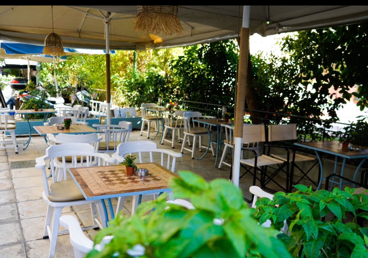 Storefront of Magica coffee food, specialty coffee shop in Athens