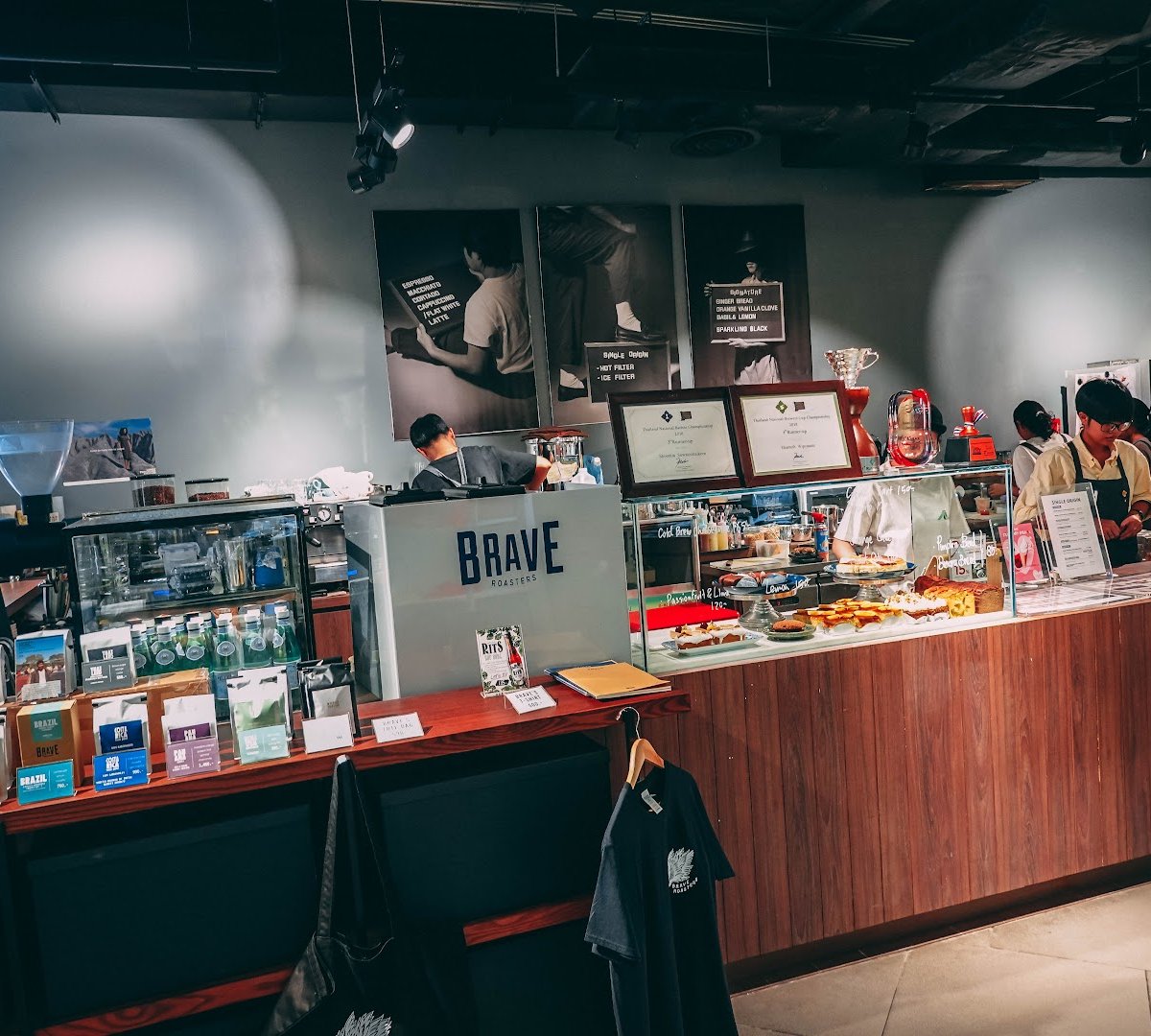 Brave Roasters / Siam Discovery specialty coffee shop in Bangkok - photo 4