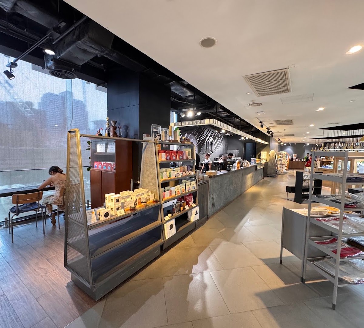 Brave Roasters / Siam Discovery specialty coffee shop in Bangkok - photo 6