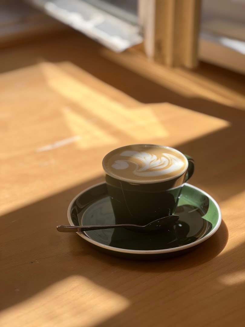 Coffee at onesip coffee, specialty coffee shop in Prague