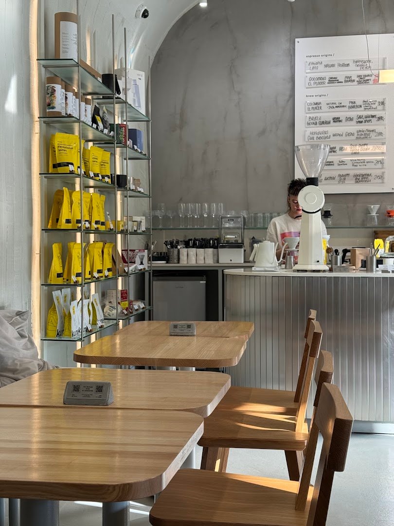 MERON - Specialty Coffee & Brunch specialty coffee shop in Budapest - photo 4