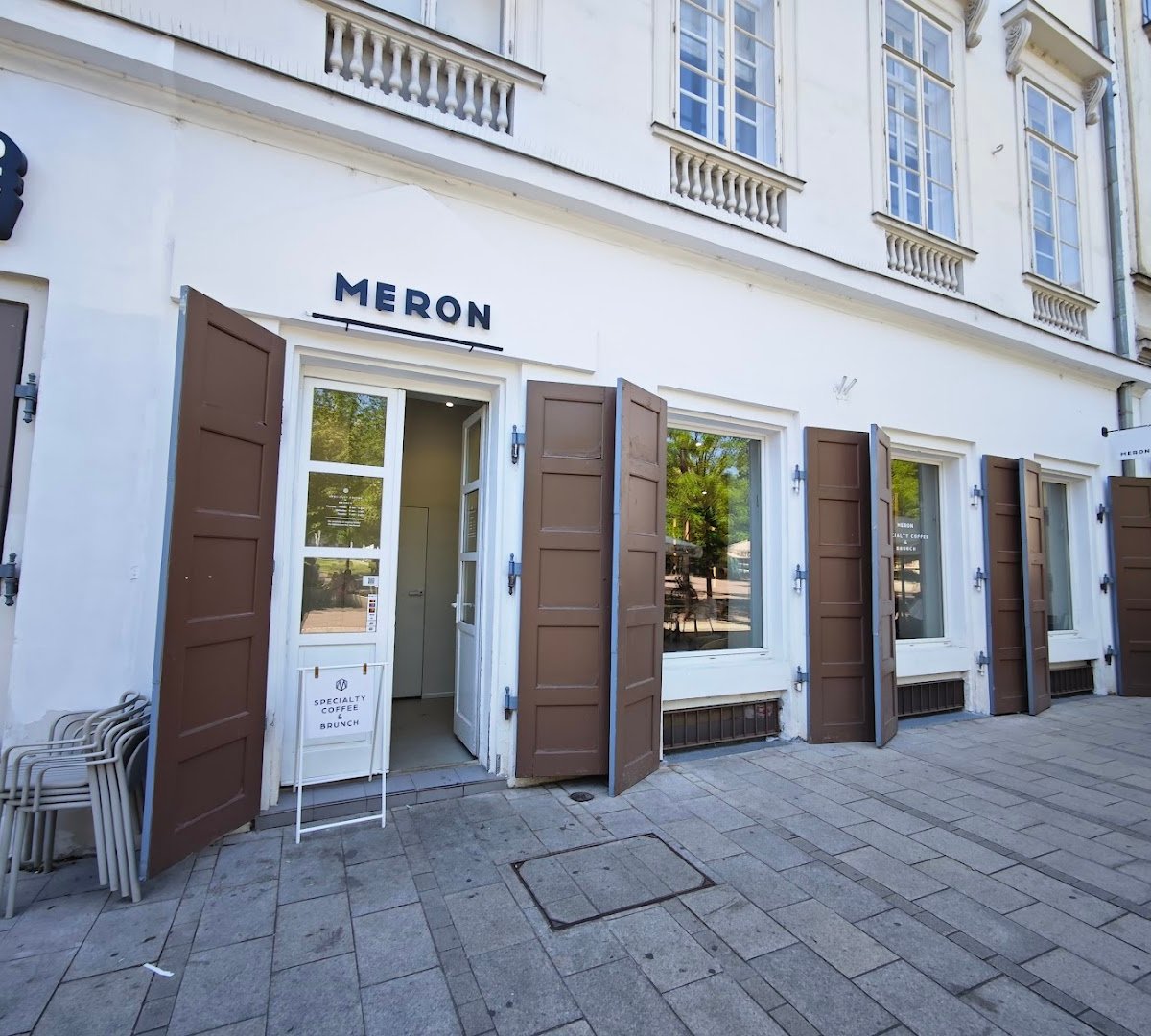 MERON - Specialty Coffee & Brunch specialty coffee shop in Budapest - photo 8