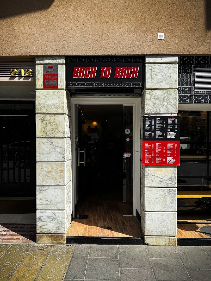 Back to back Cafè d'Especialitat specialty coffee shop in Barcelona - photo 8