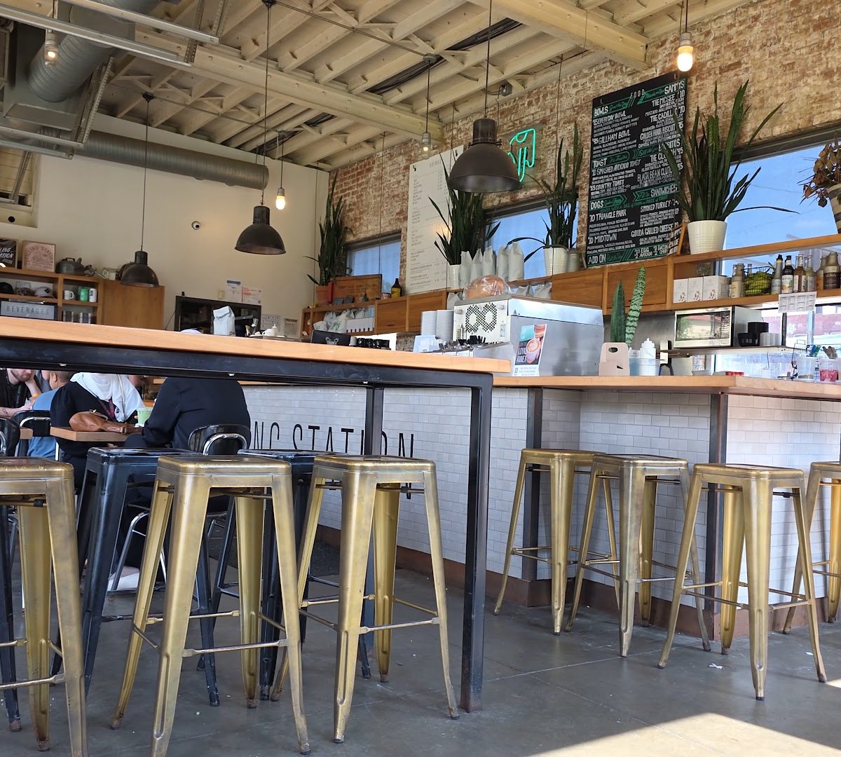 Filling Station Coffee specialty coffee shop in Kansas City - photo 9