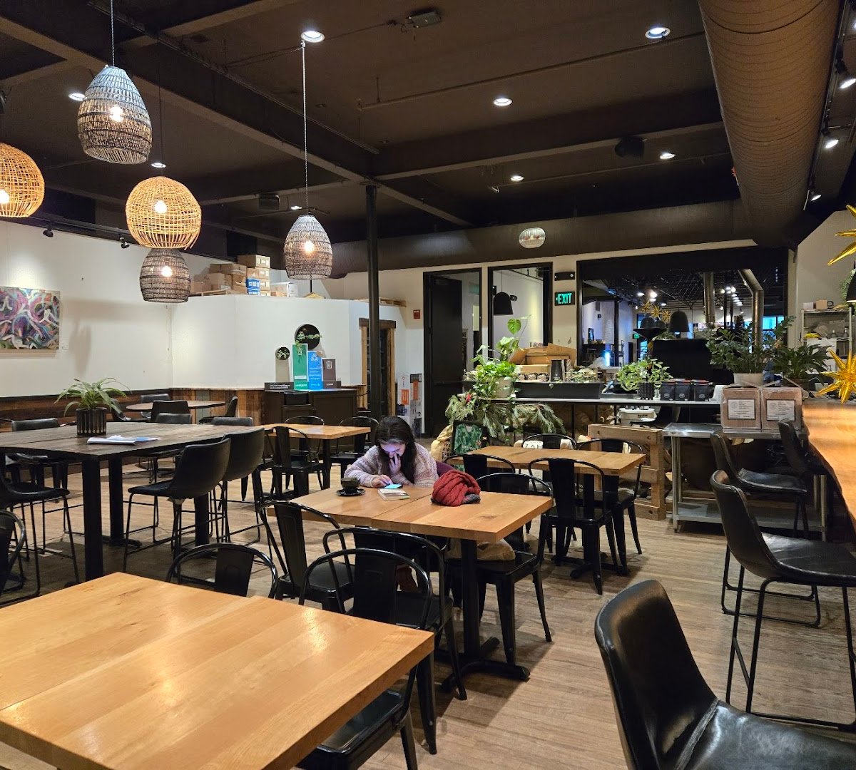Vivid Coffee Roasters specialty coffee shop in Burlington - photo 6