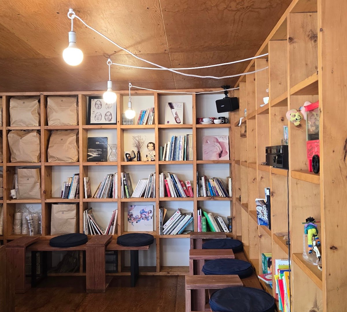 Interior of Osaru coffee, specialty coffee shop in Osaka