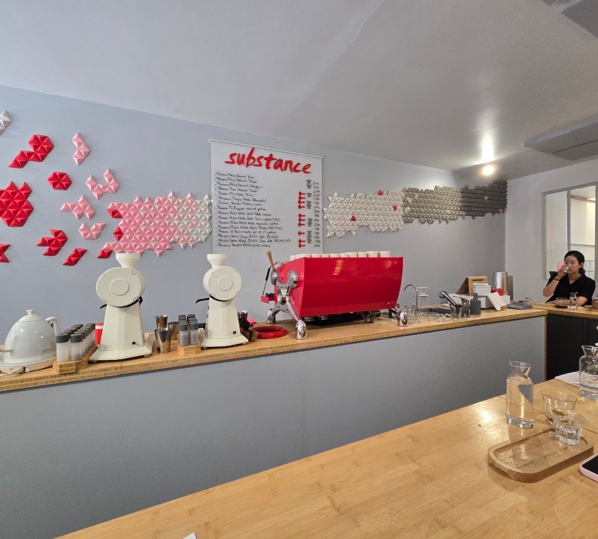 Substance Café specialty coffee shop in Paris - photo 4