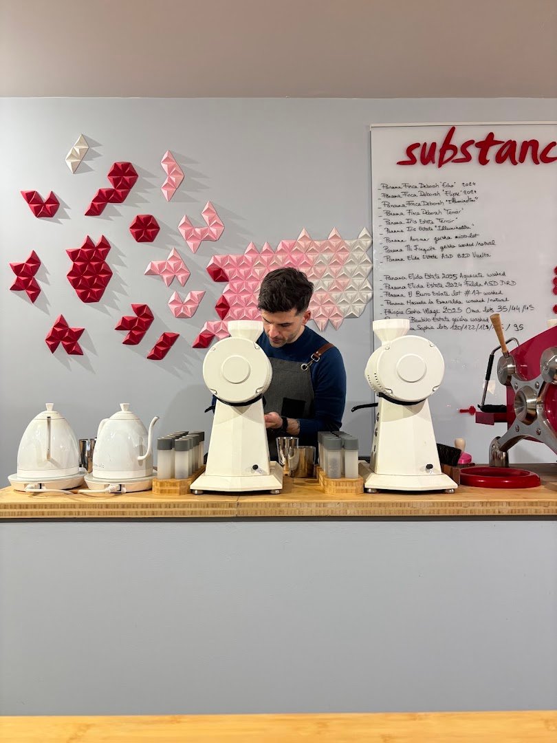 Substance Café specialty coffee shop in Paris - photo 10