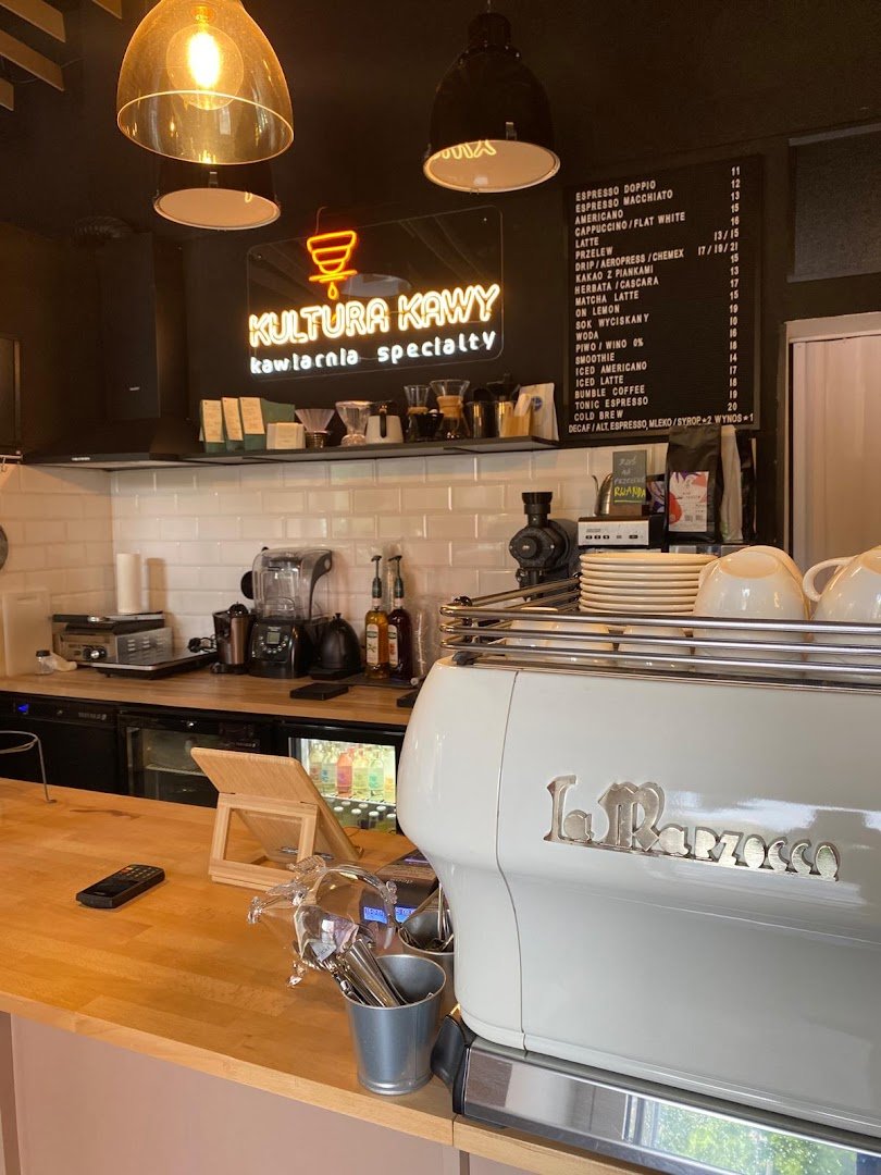 Interior of Kultura Kawy, specialty coffee shop in Warsaw