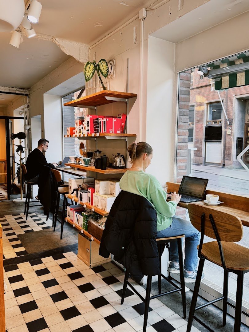 Interior of Kaffecentralen | Shop, specialty coffee shop in Helsinki