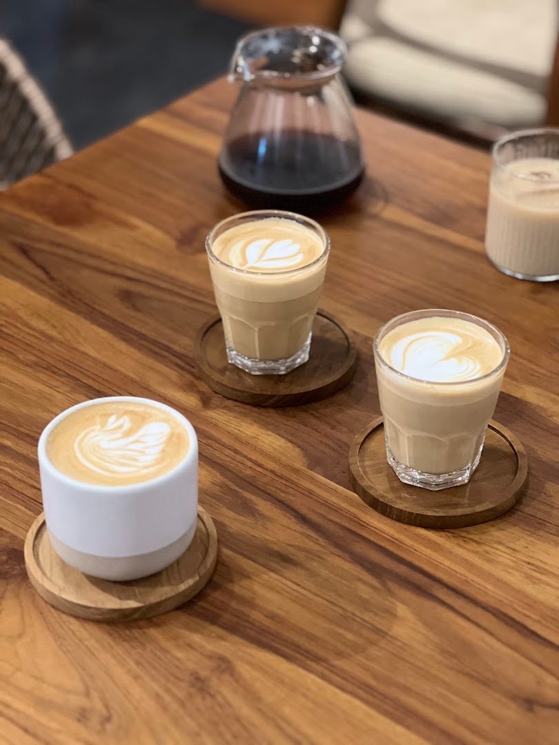 Horang Orang Cafe, Roastery & more specialty coffee shop in Bali - photo 2