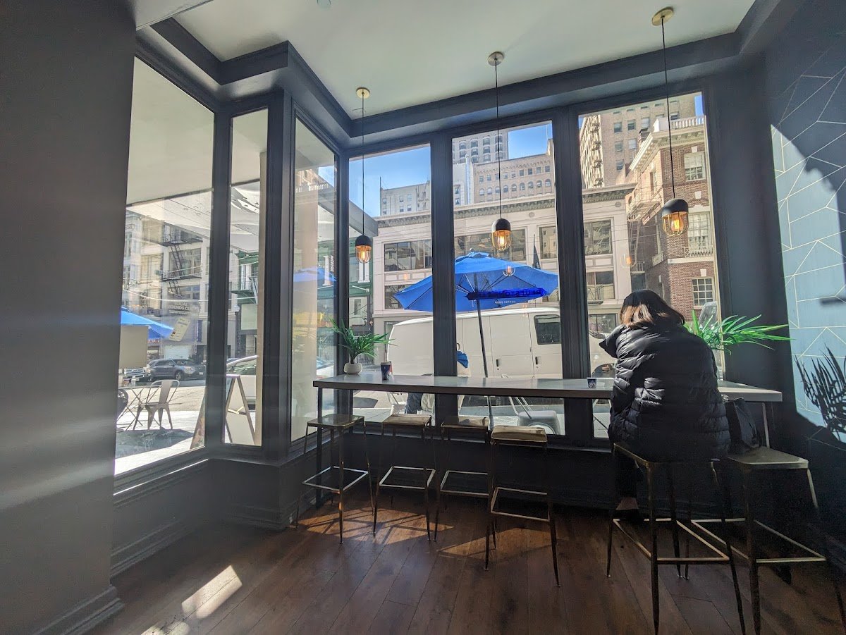 Bluestone Lane Theatre District Coffee Shop specialty coffee shop in San Francisco - photo 4