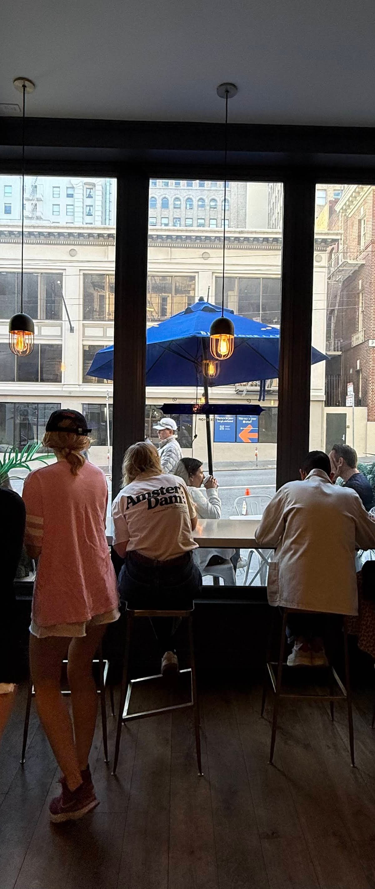 Bluestone Lane Theatre District Coffee Shop specialty coffee shop in San Francisco - photo 7