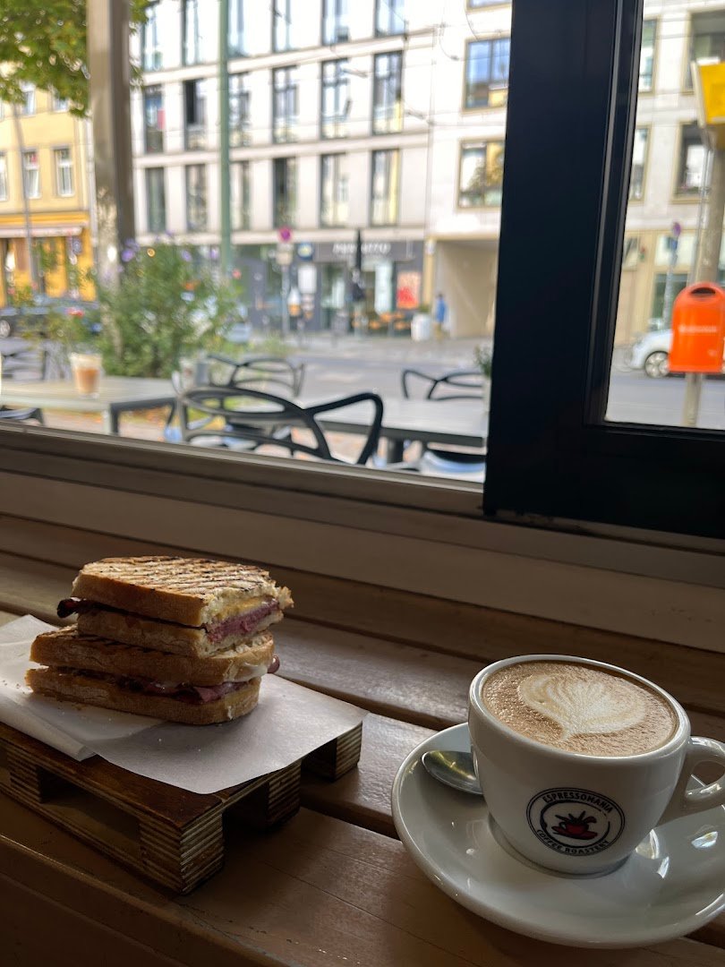 Espressomania Coffee Roastery specialty coffee shop in Berlin - photo 6