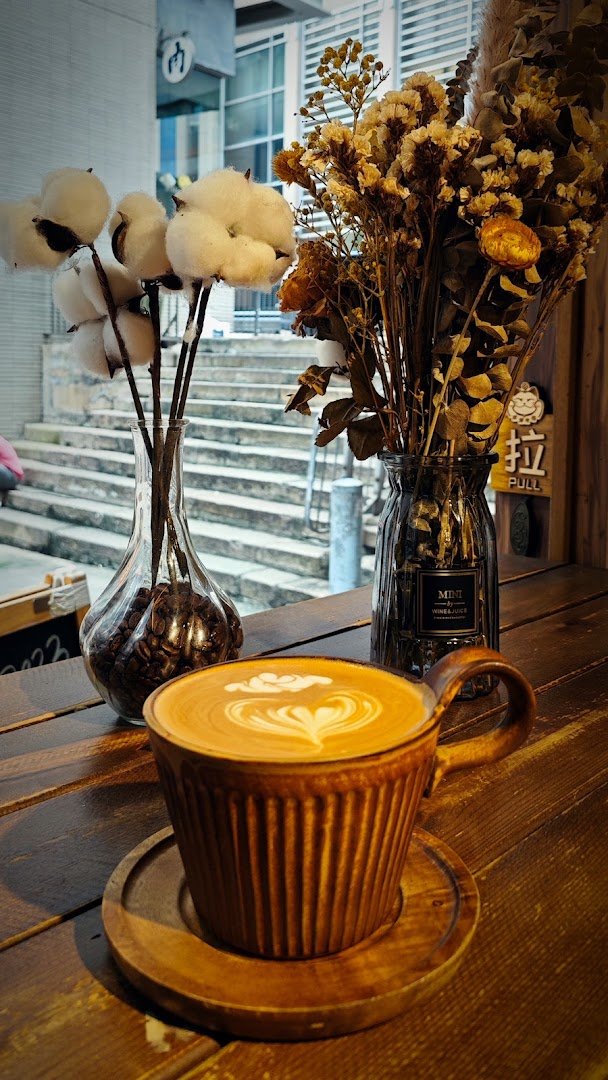 Coffee at Meanwhile Coffee, specialty coffee shop in Hong Kong