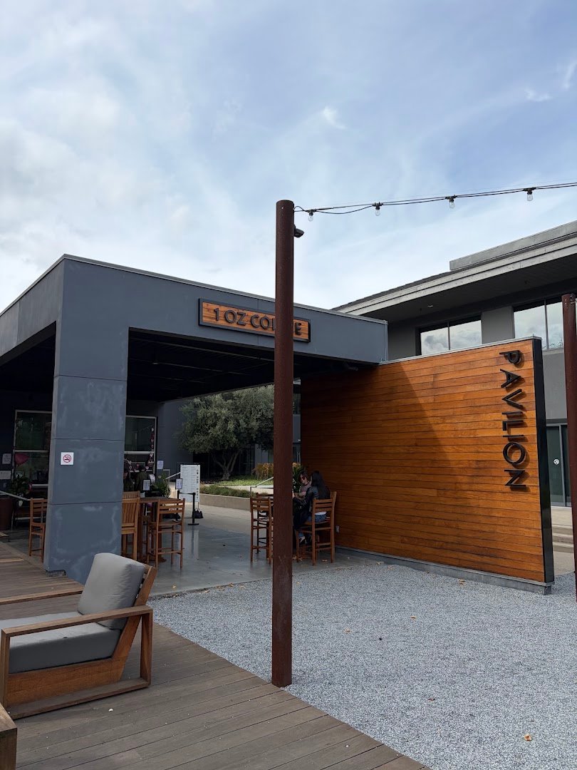 Storefront of 1 Oz Coffee, specialty coffee shop in San Jose
