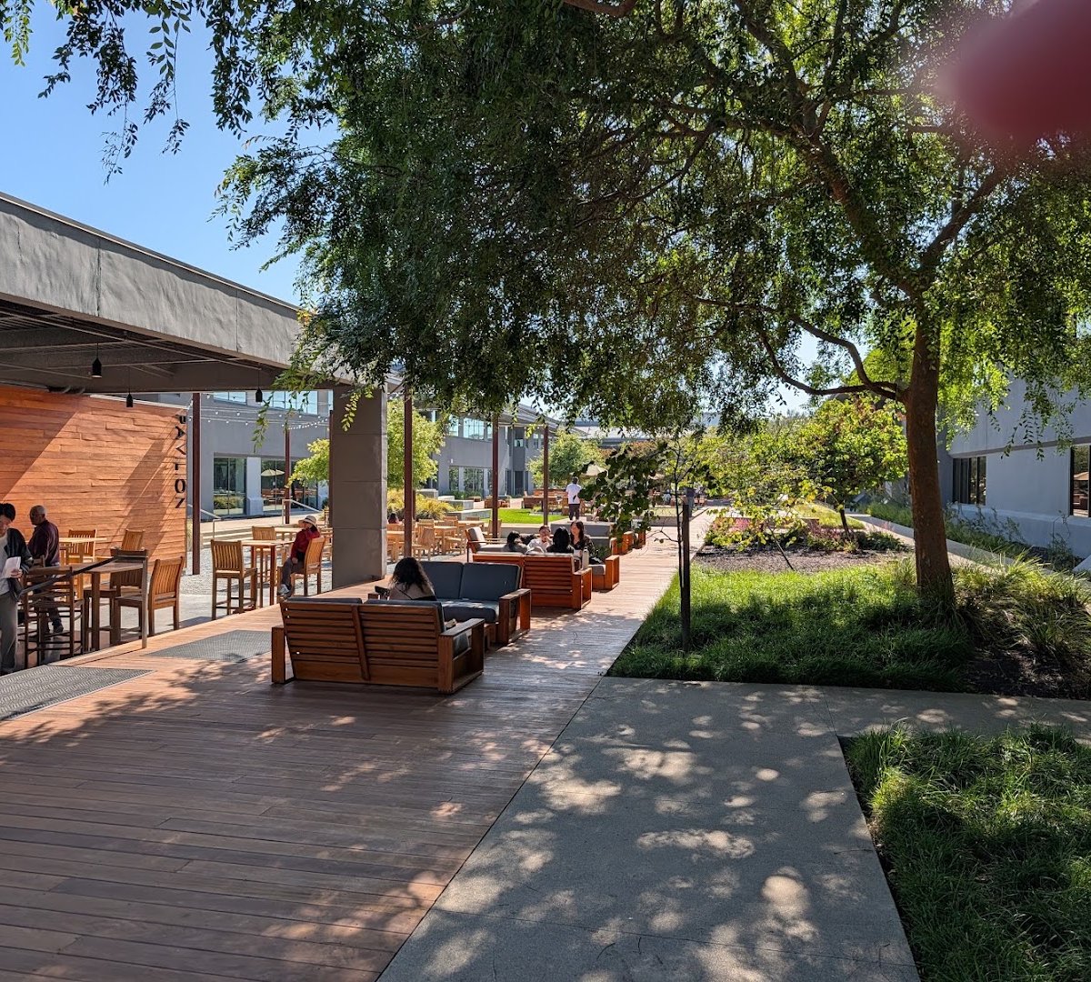 Storefront of 1 Oz Coffee, specialty coffee shop in San Jose