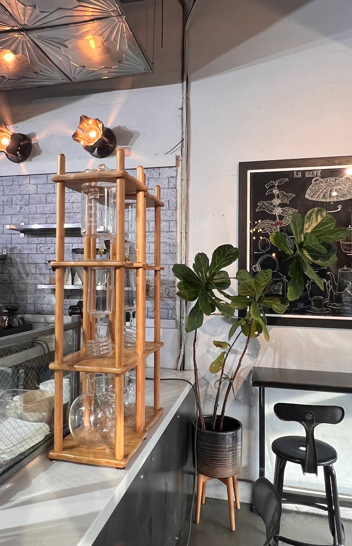 Alchemist Coffee Project specialty coffee shop in Los Angeles - photo 13